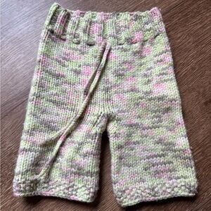 Cozy Hand Knit Wool Baby Infant Toddler Bottoms Pants Shorts in Green and Pink